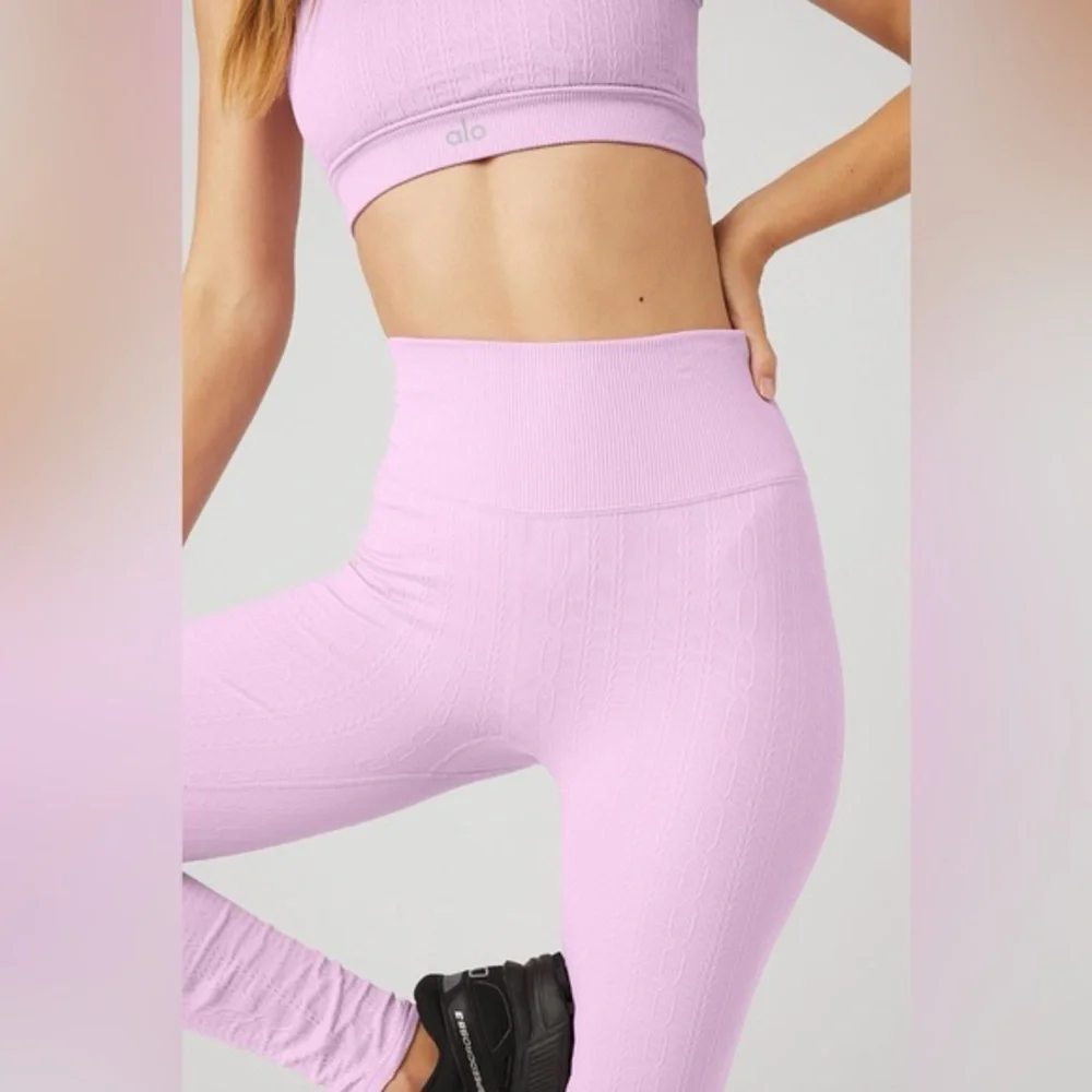 ALO Yoga Seamless Cable Knit High-Waist Legging Sugarplum Pink